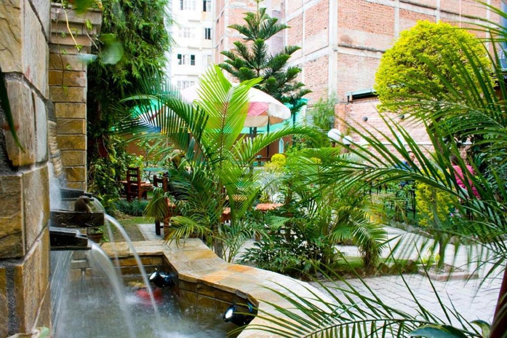Hotel Florid Κατμαντού Εξωτερικό φωτογραφία